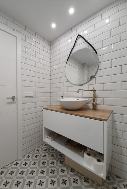 Spacers for Tiles